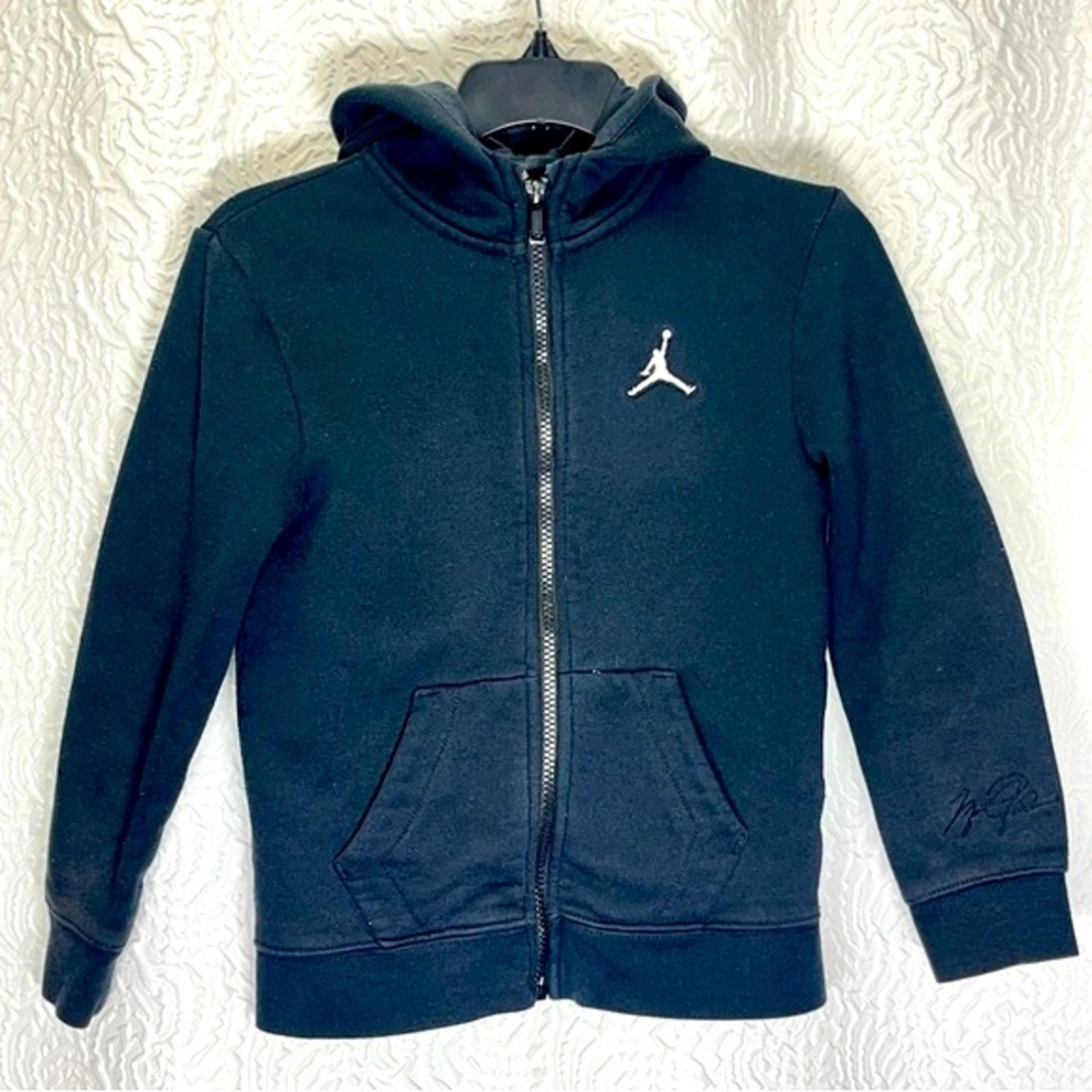 Jordan Black Zip Hoodie Boys Size 6/7